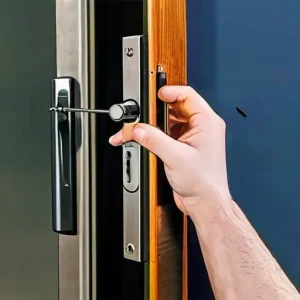 Замки и защелки: магнитные или механические — что лучше