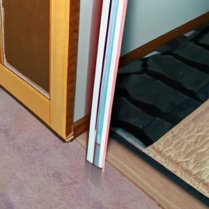 Как выровнять коробку, если дверь перекосило