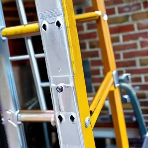 Подмости и стремянки: когда что использовать