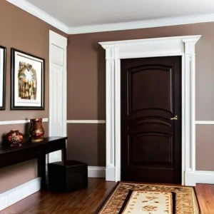 Высокие двери и потолочный карниз: как состыковать в интерьере