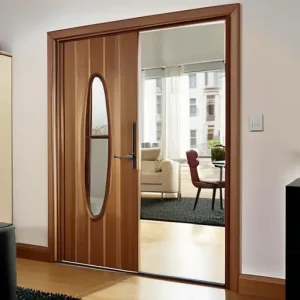 Маятниковые двери: где применяются и насколько они удобны дома