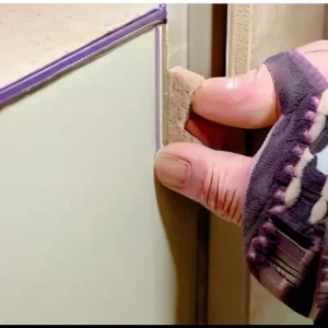 Как сделать аккуратные примыкания плитки: профили, запил, герметик