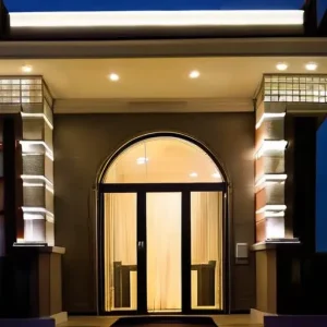 Архитектурная подсветка фасада частного дома